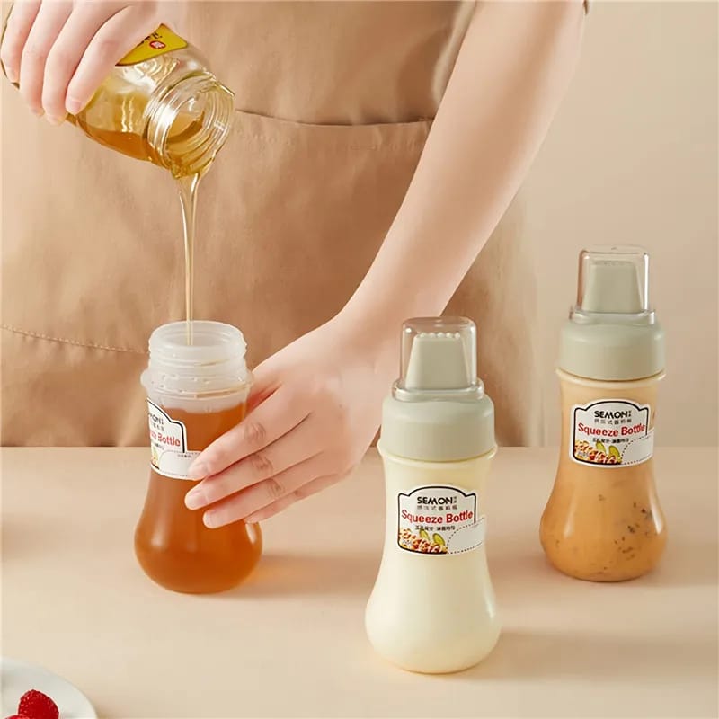 Multi-purpose squeeze sauce bottle