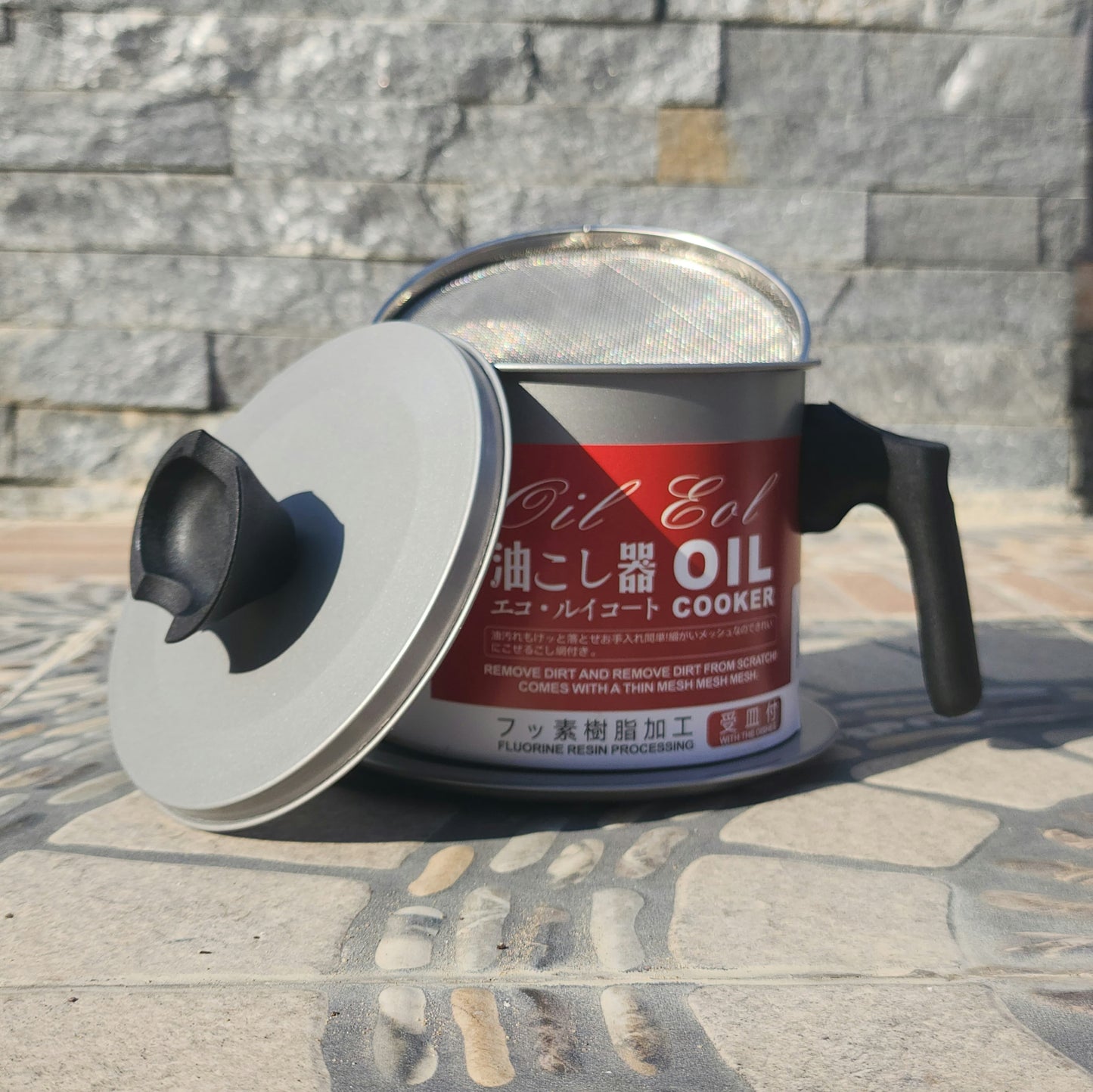 Oil Filter Pot.